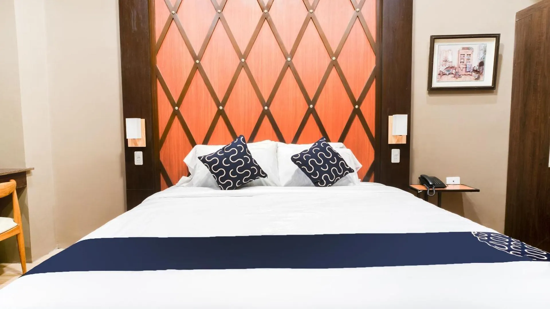***  Capital O 460 World Palace Hotel Davao Philippines