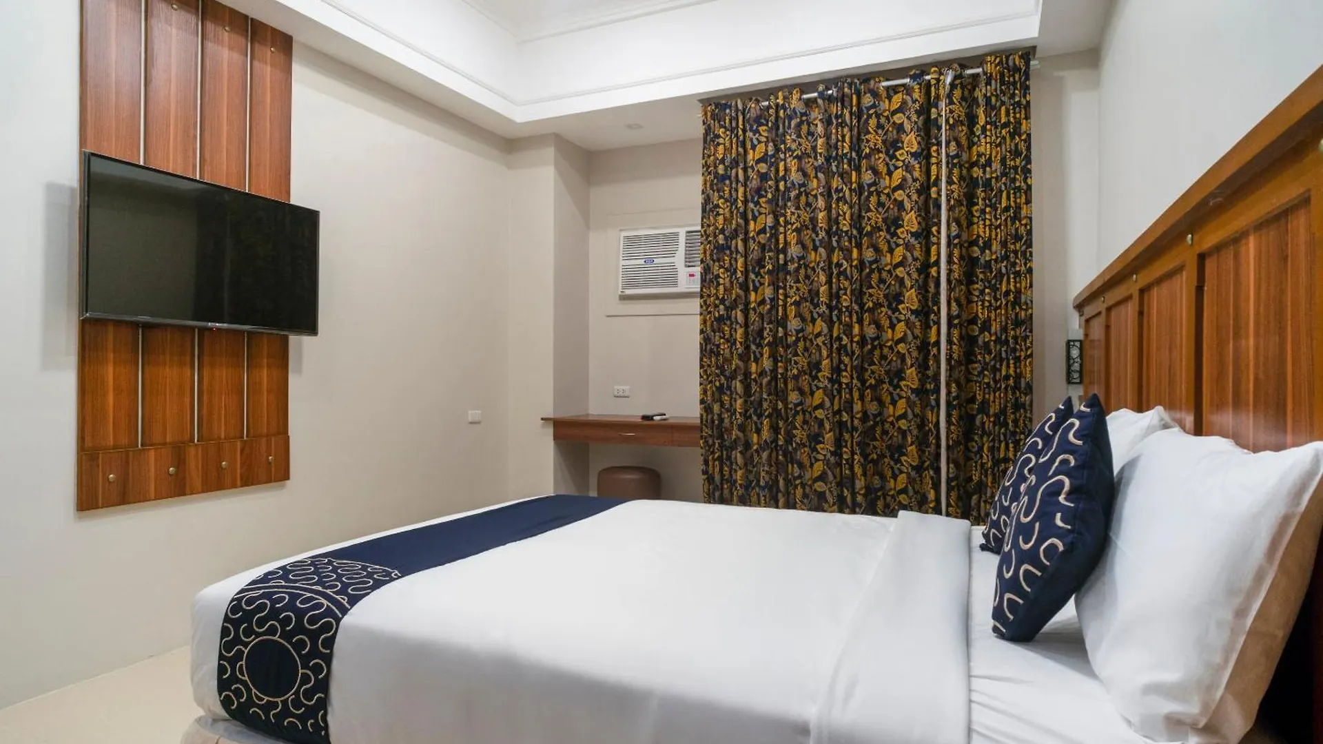 ***  Capital O 460 World Palace Hotel Davao Philippines