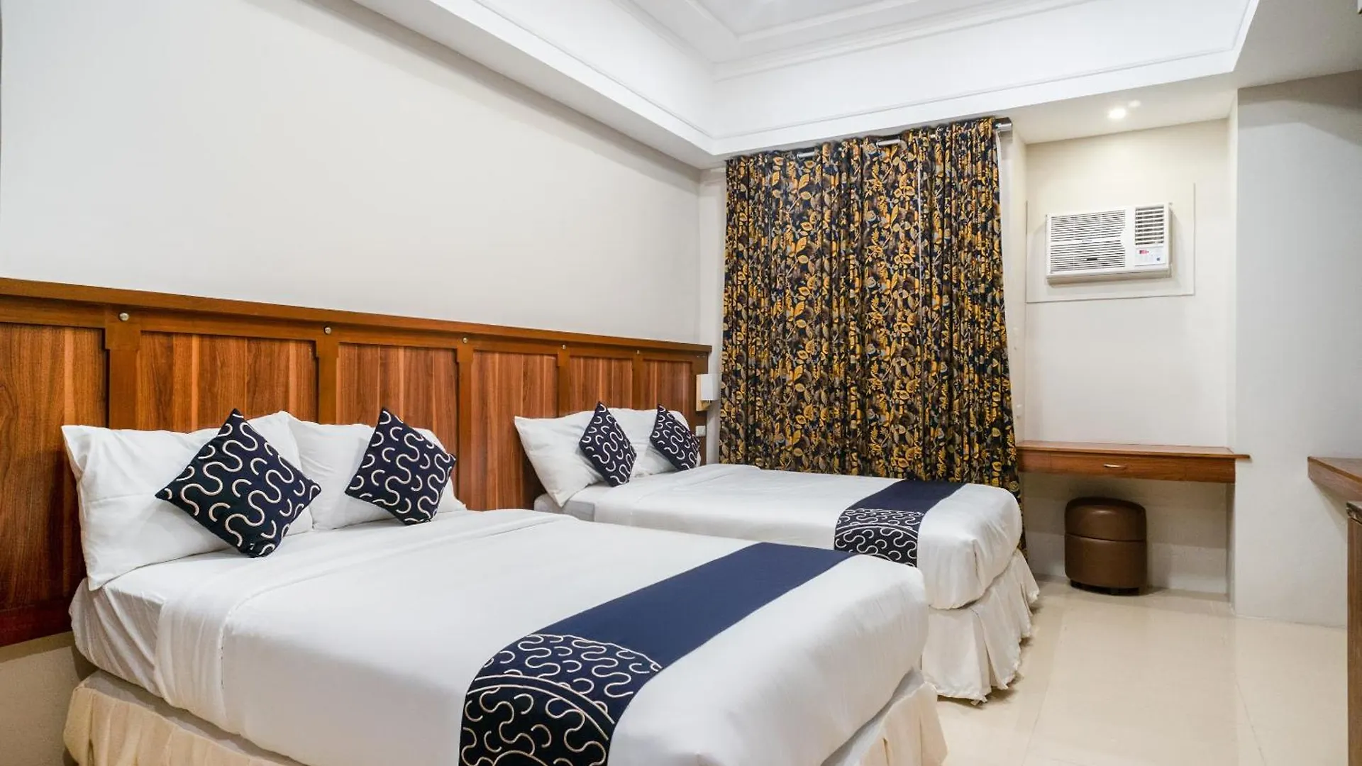 Capital O 460 World Palace Hotel Davao 3*,