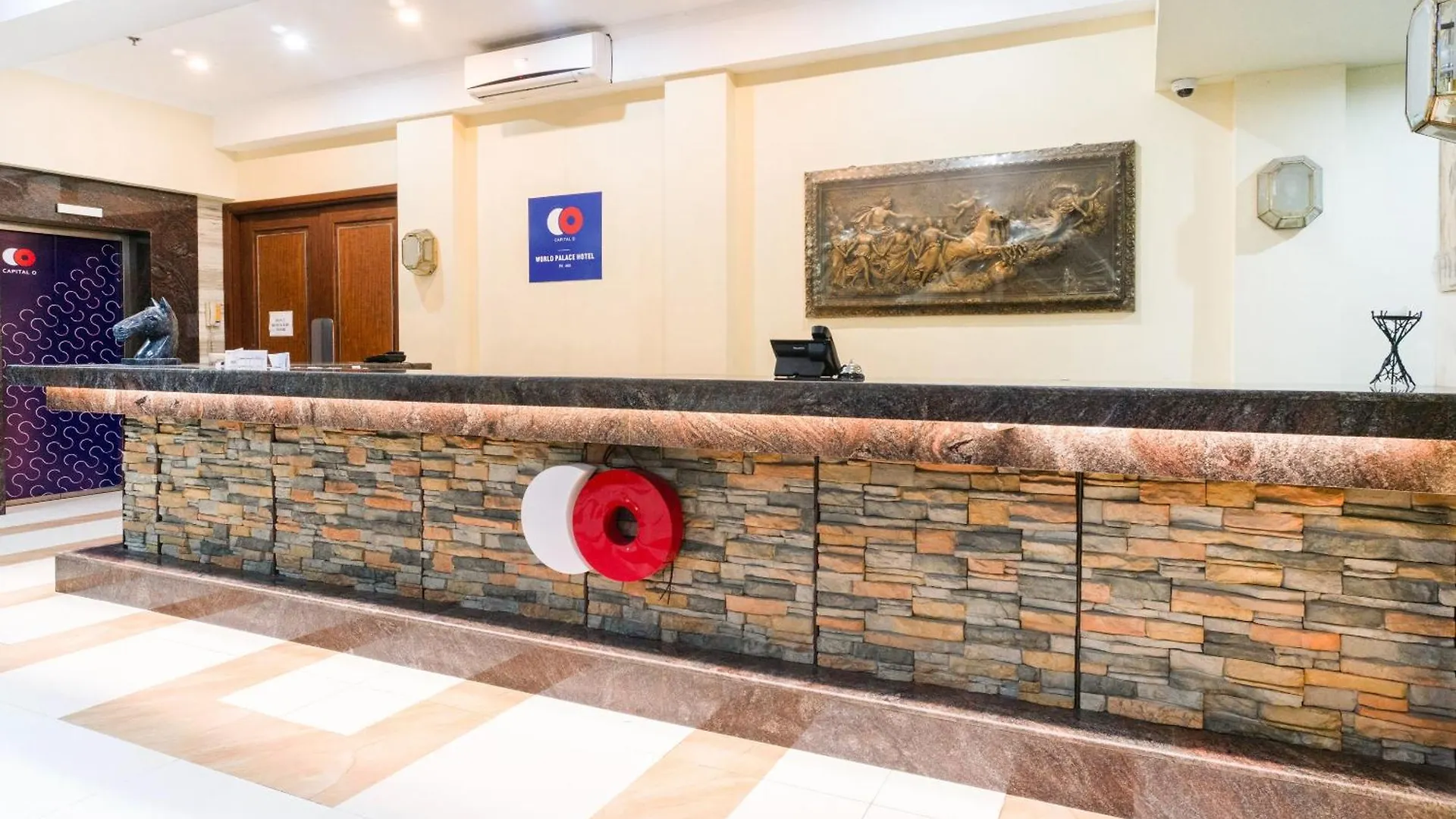 ***  Capital O 460 World Palace Hotel Davao Philippines